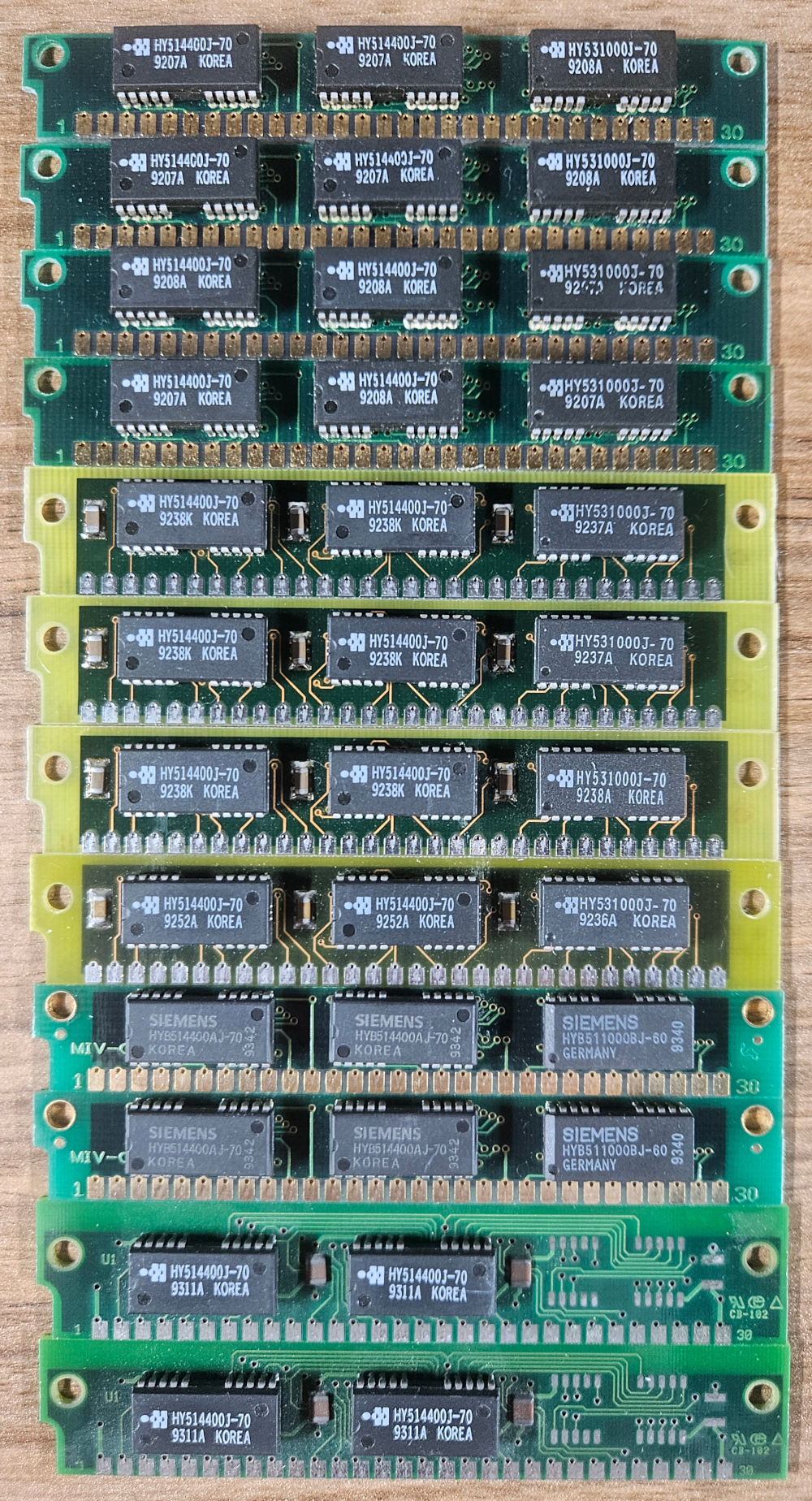 30_pin_memory_modules_1.jpg