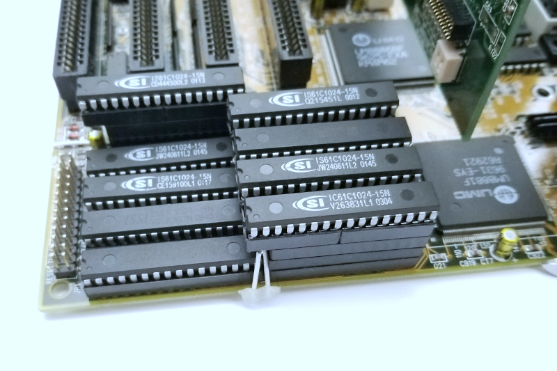 motherboard_486_biostar_mb-8433uud-a_1024k_mod.jpg